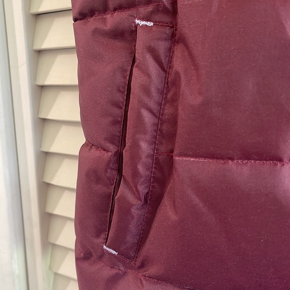 Winter Puffer Vest - Picture 2 of 7